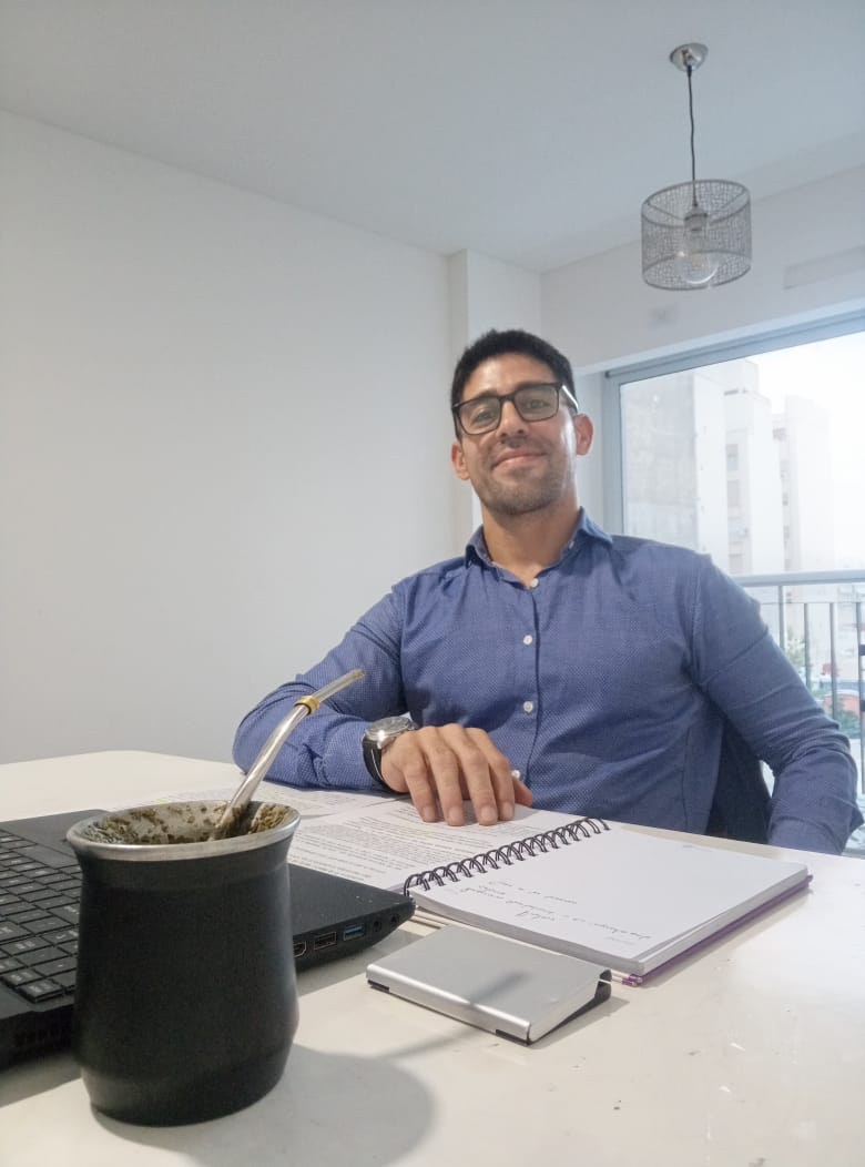 Denis Arroyo, fundador de Mamba Servicios